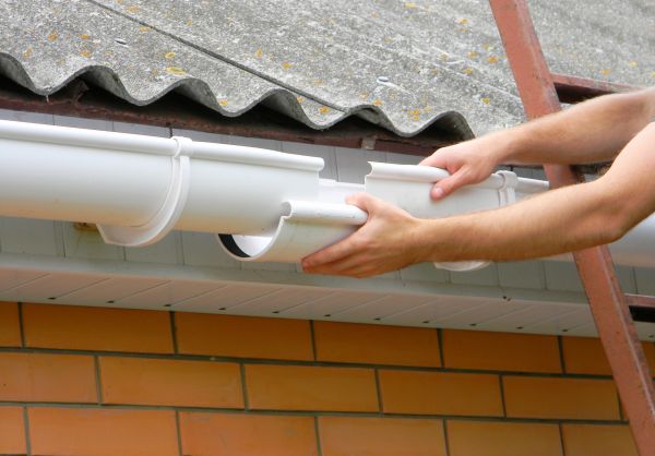 Cost of Gutter Hanging in Grand Haven